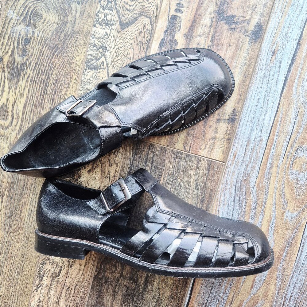 Tommy Bahama Made In Italy Black Woven Leather Fisherman Sandals Buckle